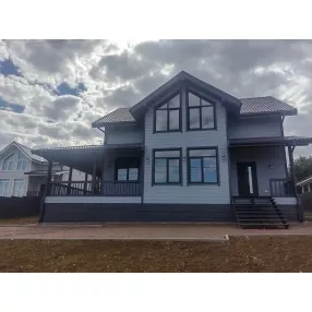 Дом 220 м² на участке 8 сот.